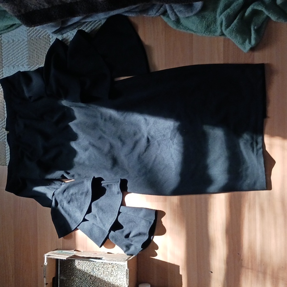 Black ruffle sleeve midi dress
